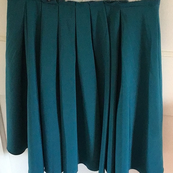 altar’d state floral dress, size large - Picture 3 of 8